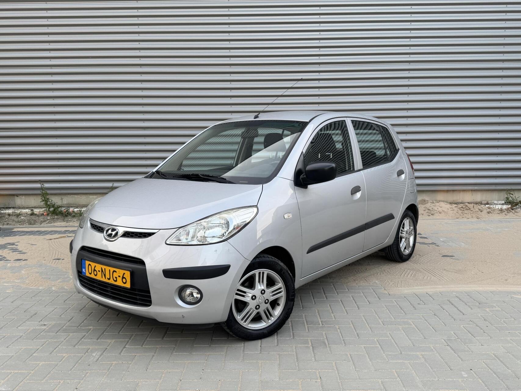 Hyundai i10 1.1 Dynamic | Airco | 5-deurs | Metalen velgen, Auto's, Voorwielaandrijving, Stof, Gebruikt, 31 €/maand
