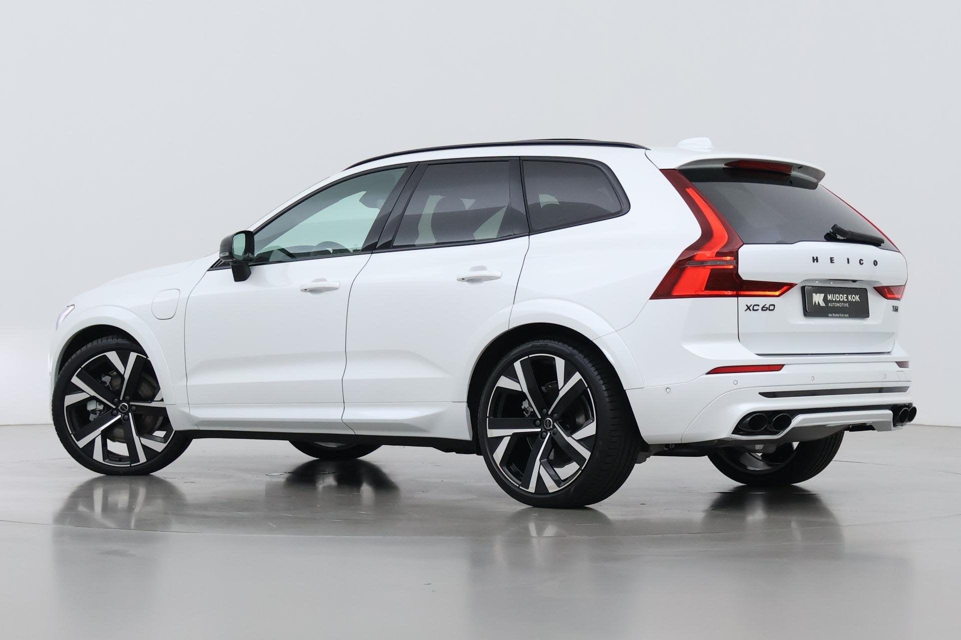 Volvo XC60 T6 Ultra Black Edition | HEICO | 22 Inch | Bowers, Automaat, Gebruikt, Euro 6, 1969 cc