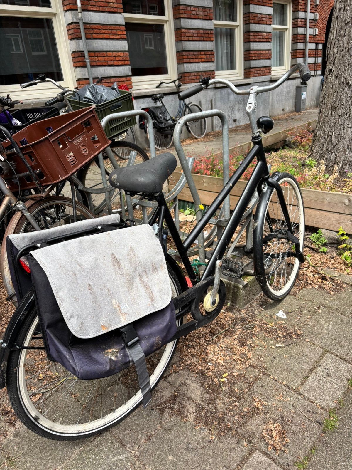 Damesfiets 28 incl fietstas, Fietsen en Brommers, Fietsen | Tandems, Ophalen, Zo goed als nieuw, 51 tot 55 cm, Minder dan 10 versnellingen