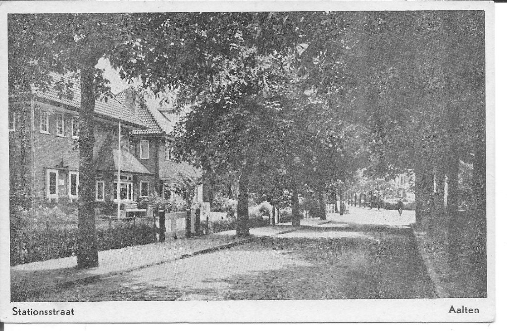 Ansichtkaart Stationsstraat Aalten - Gelopen, Verzamelen, Ophalen of Verzenden, 1940 tot 1960, Gelopen, Gelderland