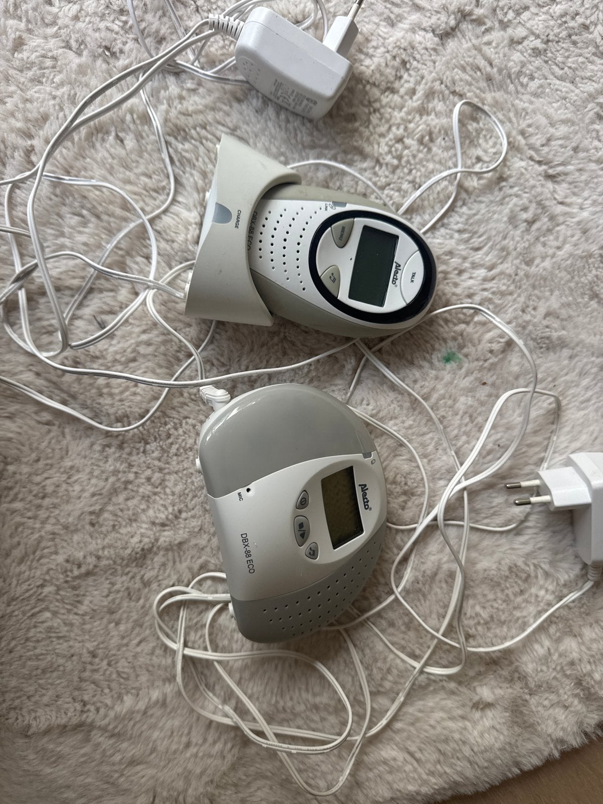Gratis Alecto DBX-88 eco babyfoon, Kinderen en Baby's, Babyfoons, Ophalen of Verzenden, Gebruikt, Terugspreekfunctie