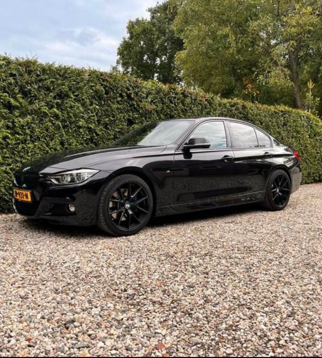 BMW 340i M-Sport | NL geleverd | Centennial ex. | NAP, Automaat, 1800 kg, Zwart, Alcantara