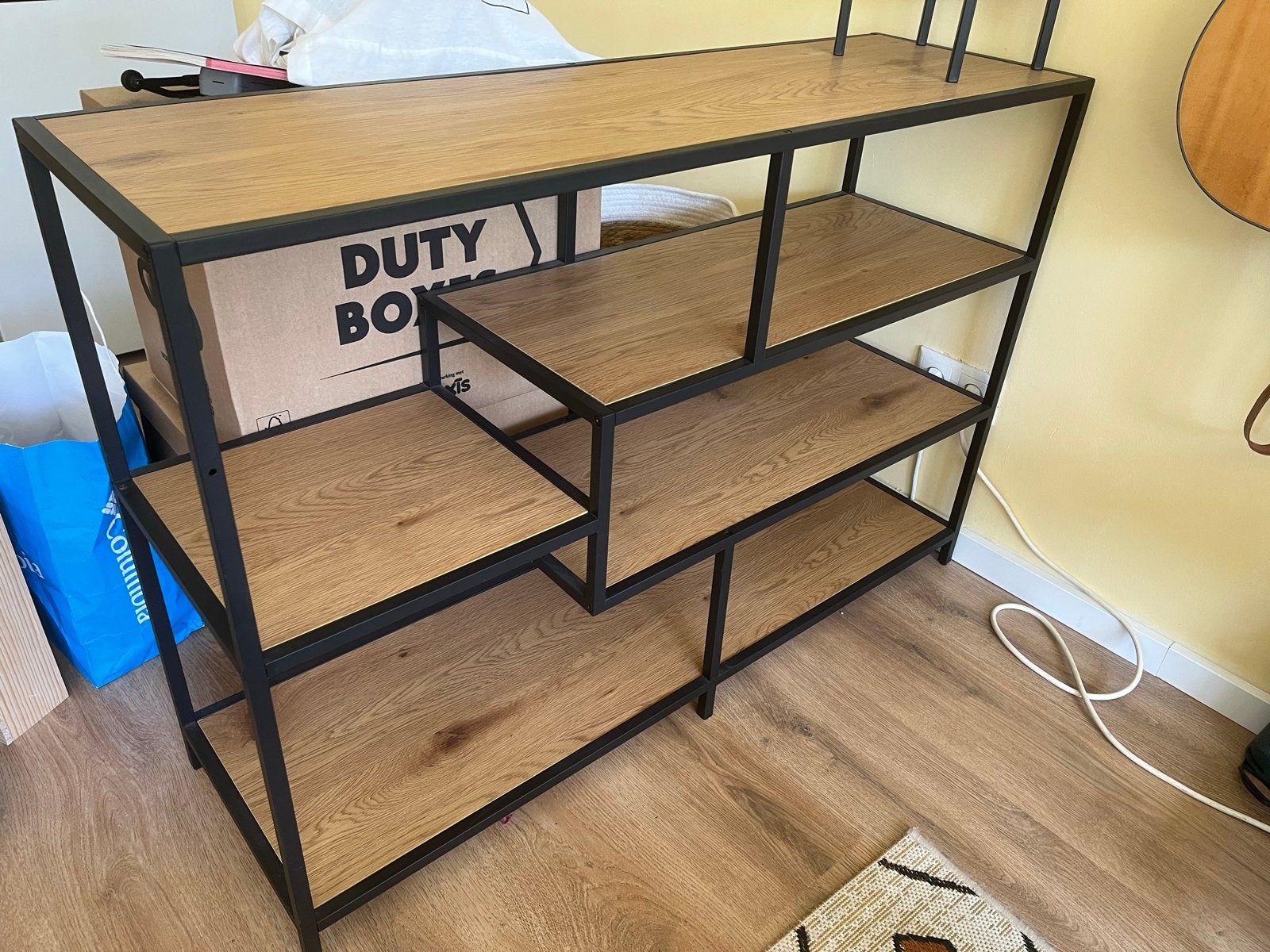 Boekenkast / Roomdivider - Fonq, Huis en Inrichting, Ophalen, Met plank(en), 100 tot 150 cm, Zo goed als nieuw