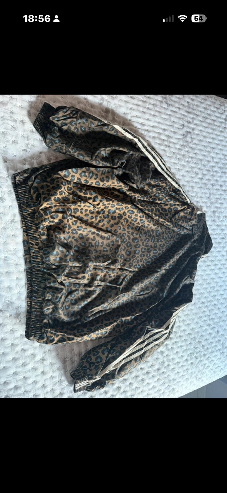 Adidas Leopard Print Trainingsjack - Nieuw met kaartjes, Ophalen of Verzenden, Nieuw, Maat 42/44 (L), Bruin