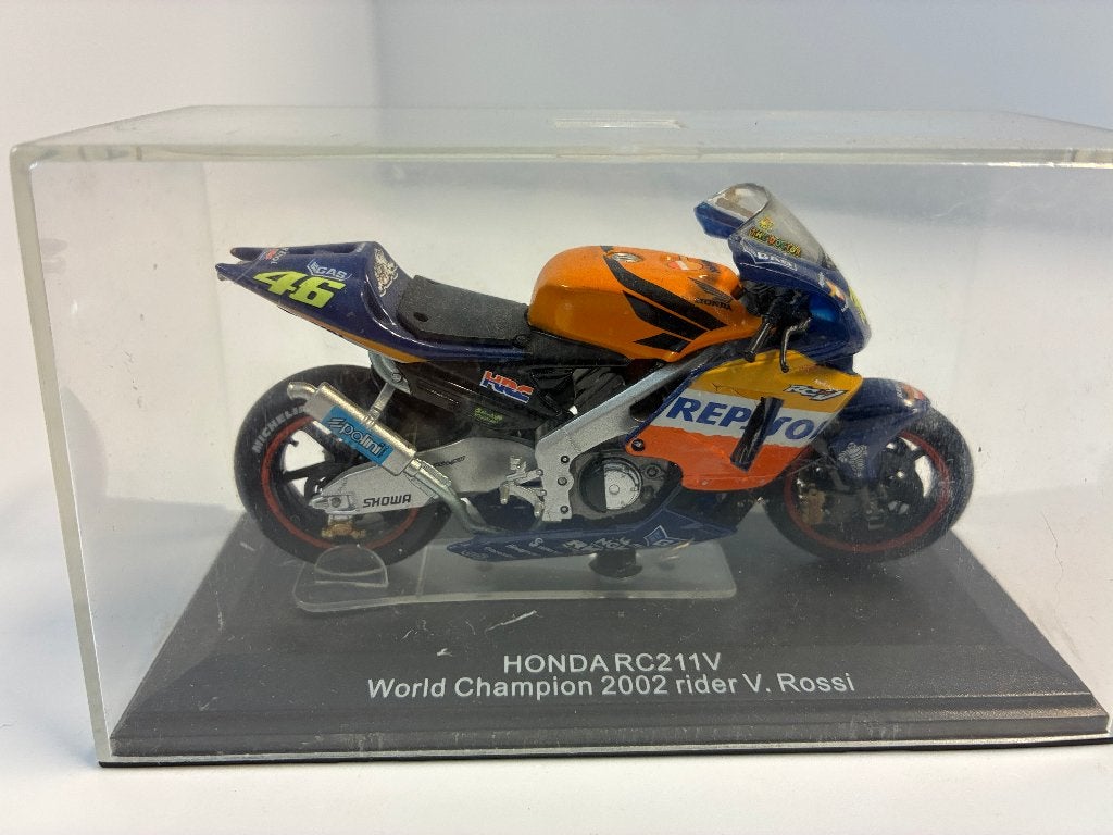 59665: Honda RC211V - Valentino Rossi - World Champion 2002, Overige merken, Ophalen of Verzenden, Zo goed als nieuw, Via Pradazzo 6/b 40012 Calderara di Reno,vItaly