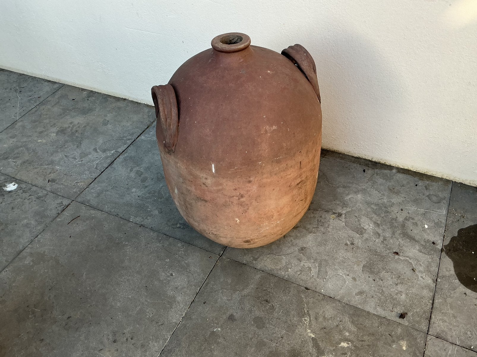 Oude Franse gres pot, Ophalen