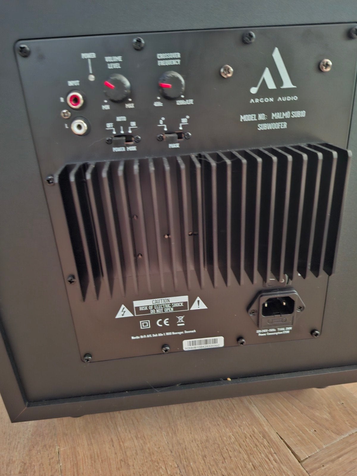 Argon Audio Malmo SUB10 Subwoofer - Krachtige Bas, Subwoofer, Inclusief kabels, Ophalen of Verzenden, Zo goed als nieuw