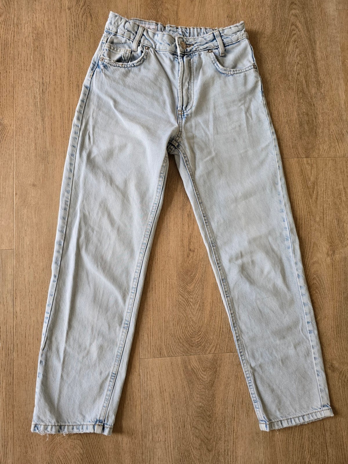 Zara mom fit Jeans, Kinderen en Baby's, Kinderkleding | Maat 152, Broek, Meisje, Ophalen of Verzenden, Zo goed als nieuw