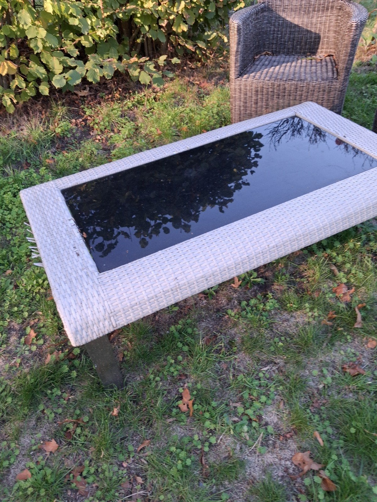 tuintafel met glazen blad, Ophalen, Gebruikt, Rechthoekig, Overige materialen