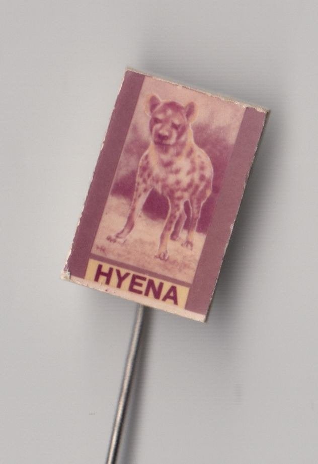 Dier Hyena speldje, Verzamelen, Gebruikt, Niet vindbaar, Niet vindbaar, Speldje of Pin