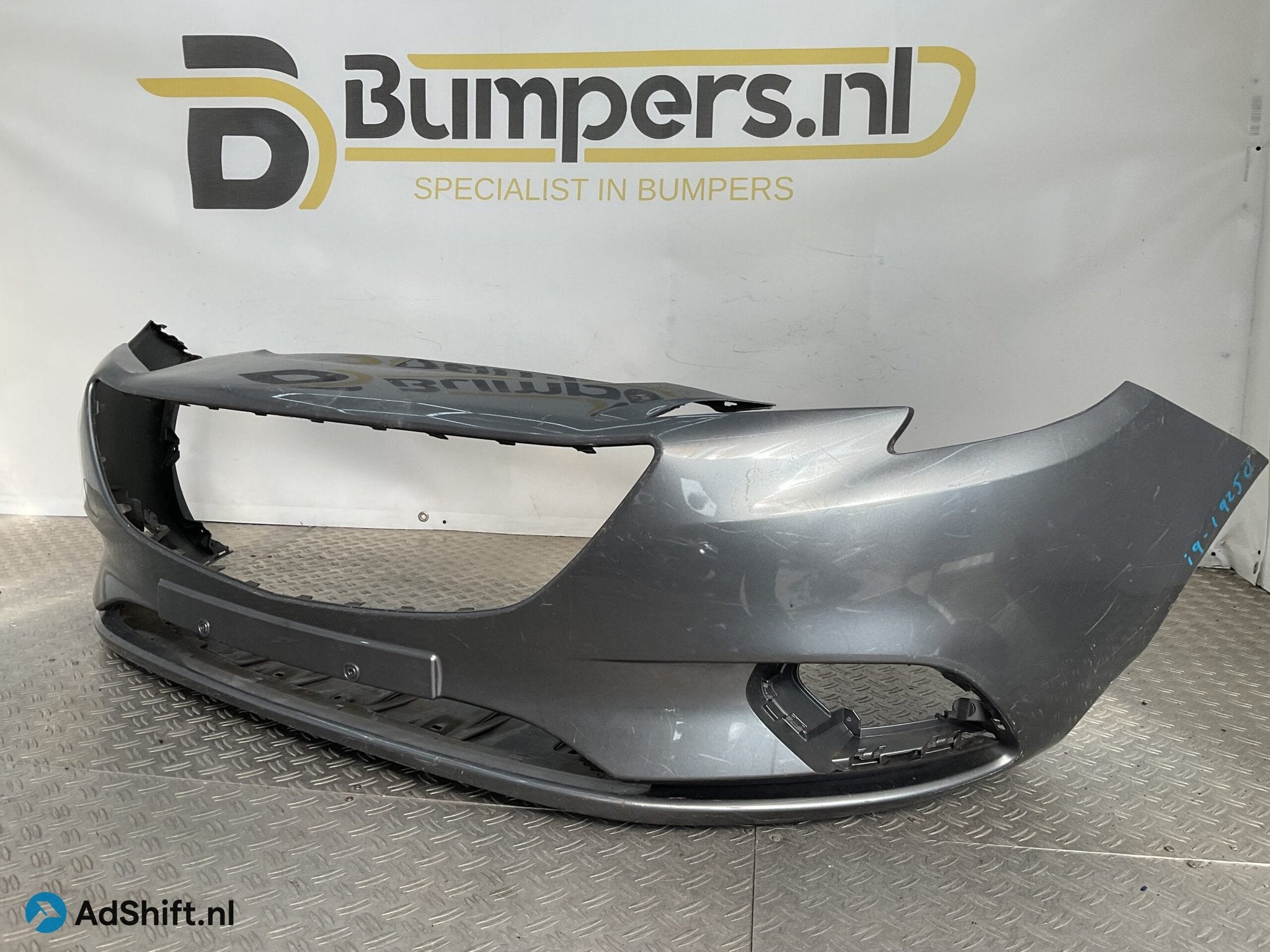 BUMPER Opel Corsa E 2014-2021 475498858 VOORBUMPER i9-19250, Bumper