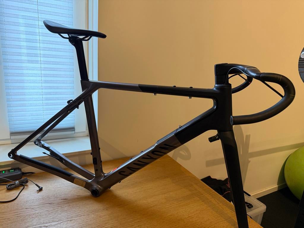 Canyon Grail CF SLX 2026 - Maat M - Cockpit, Zadel, Zadelpen, Ophalen, Zo goed als nieuw, Overige typen