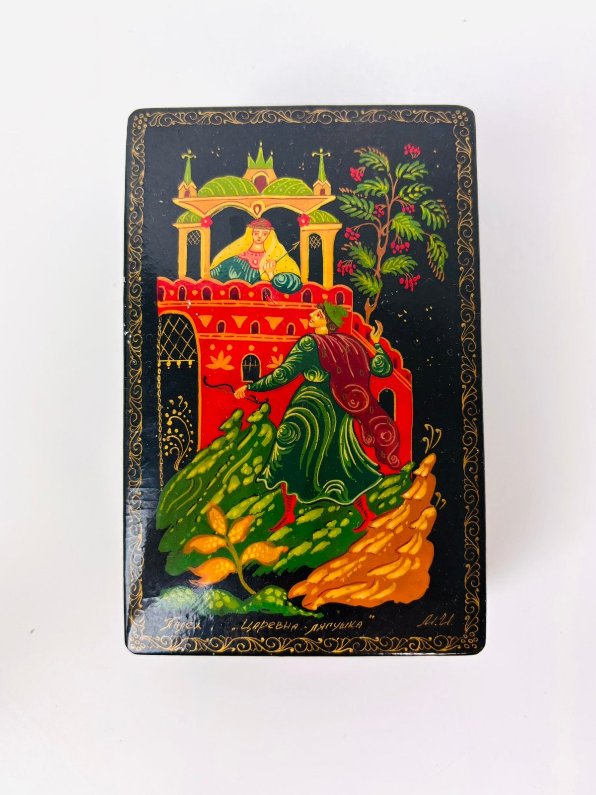Russisch doosje "De Kikkerprinse" – Palekh-stijl, 20e eeuw, Antiek en Kunst, Ophalen of Verzenden, Doos, Handgemaakt, Hout