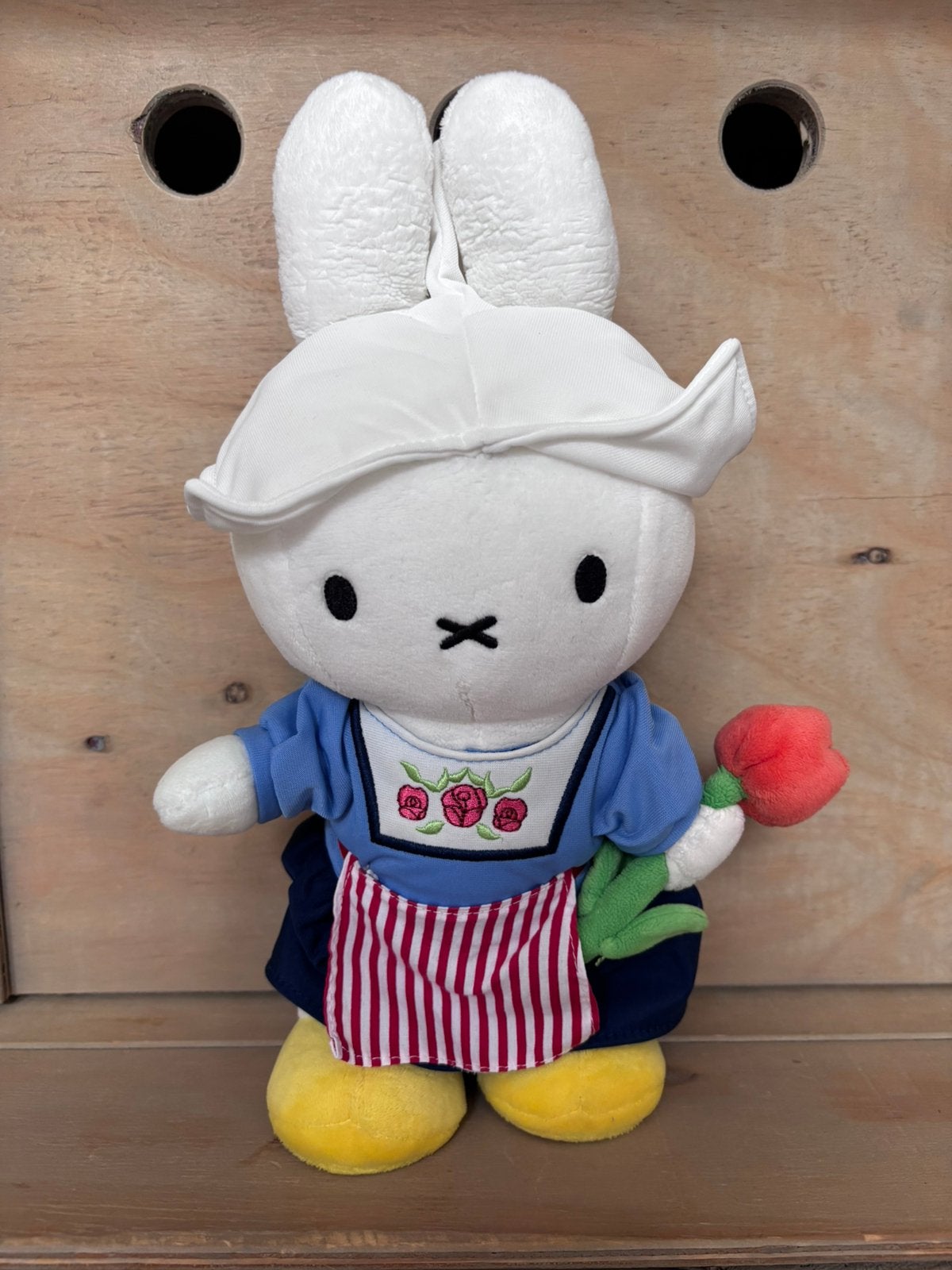 Nijntje knuffel boerin, Kinderen en Baby's, Speelgoed | Knuffels en Pluche, Ophalen of Verzenden, Konijn