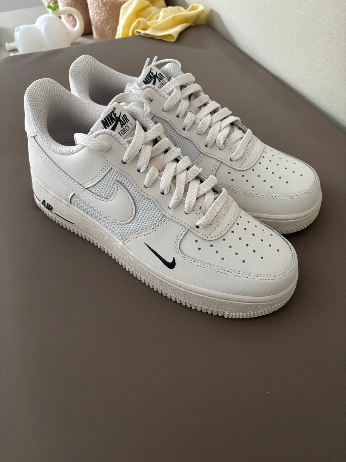 Nike Air Force 1 Wit - Maat 41 - Nieuw, Wit, Nieuw, Ophalen of Verzenden, Sneakers of Gympen