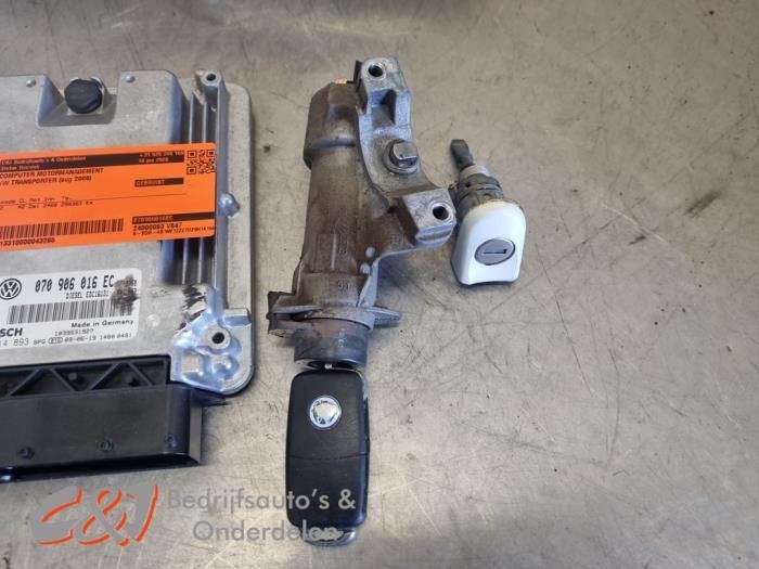 Computer Motormanagement van een Volkswagen Transporter, Gebruikt, -, Volkswagen, -