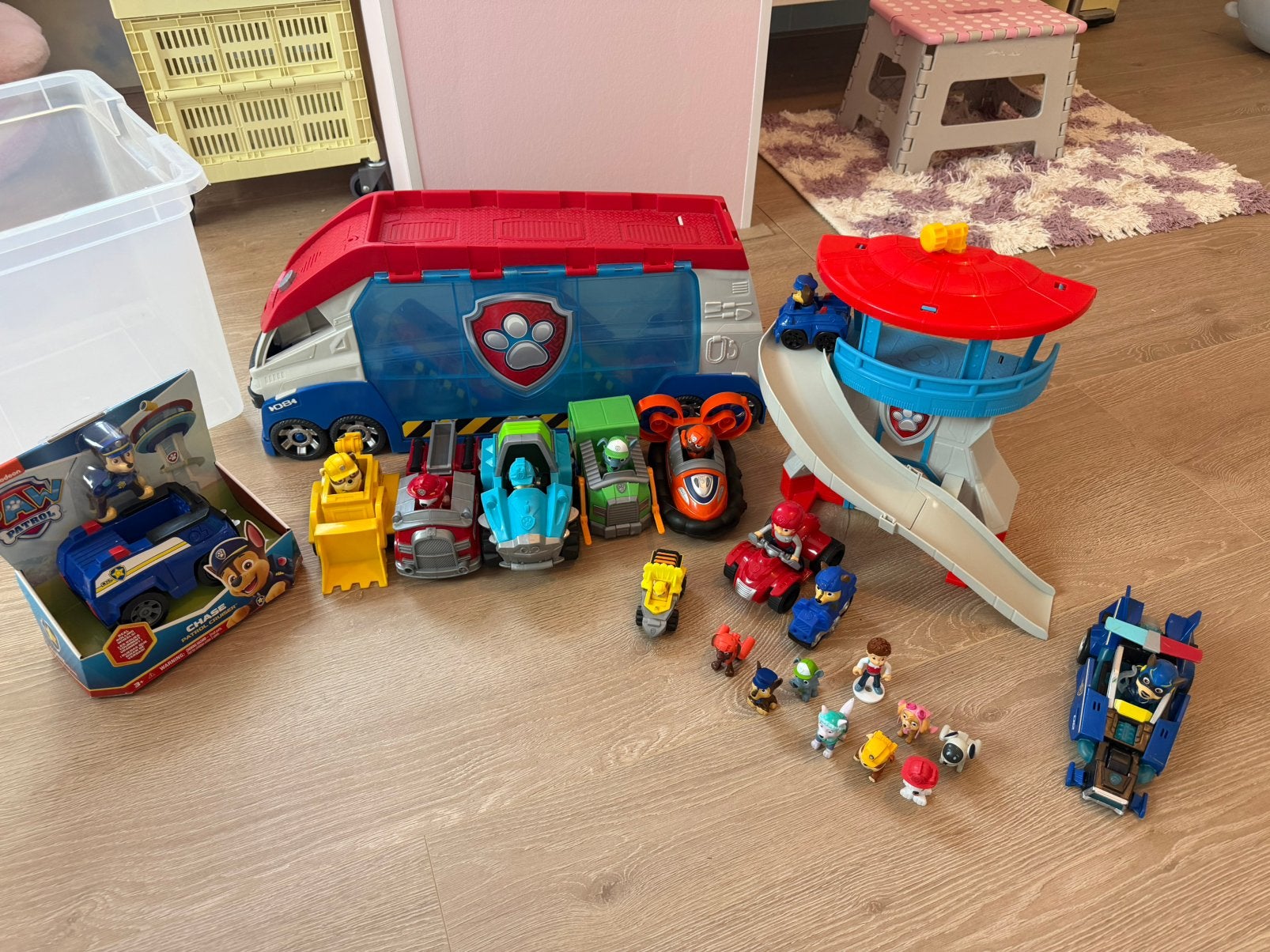 Paw patrol speelgoed grote set auto’s poppetjes uitkijktoren, Kinderen en Baby's, Ophalen of Verzenden, Zo goed als nieuw