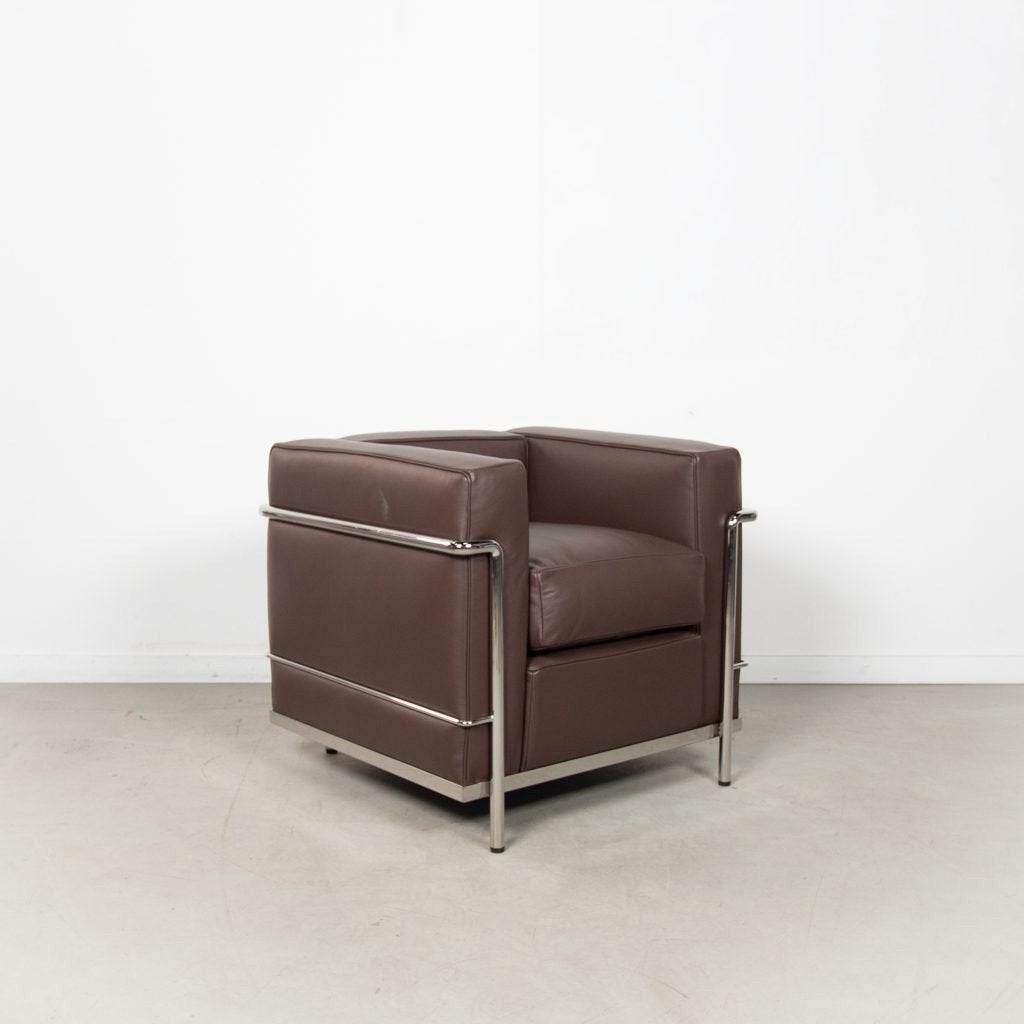 Cassina LC2 Fauteuil Bruin Leer, Niet ingevuld, Minder dan 75 cm, Niet ingevuld, 75 tot 100 cm
