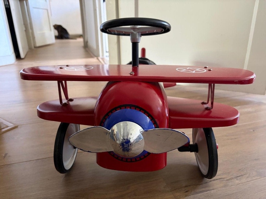 Red Flyer Ride-On Airplane – Excellent Condition, Kinderen en Baby's, Ophalen, Gebruikt, Auto, Met wieltjes