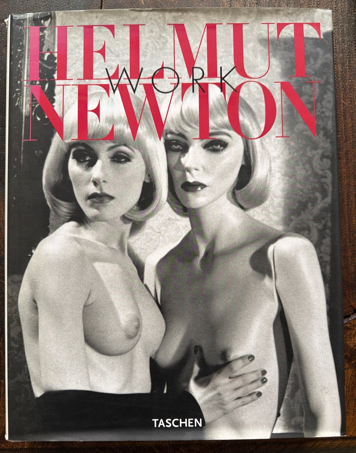 Helmut Newton: Work - Fotoboek van Taschen, 279 pagina’s, Boeken, Ophalen of Verzenden, Gelezen, Fotografie algemeen
