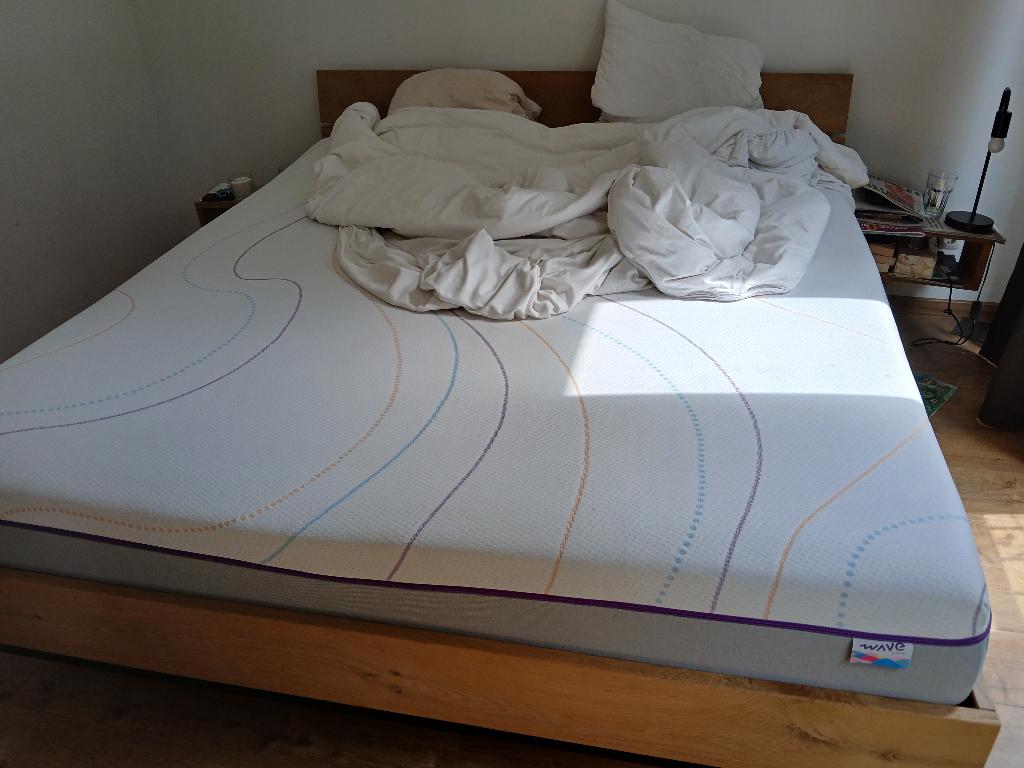 M line Wave Mattress 1.8m, Huis en Inrichting, Slaapkamer | Matrassen en Bedbodems, Ophalen, Gebruikt, Tweepersoons, Matras