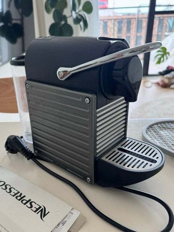 Nespresso Krups Essenza Mini Koffiezetapparaat, Witgoed en Apparatuur, Espresso apparaat, Ophalen of Verzenden, Zo goed als nieuw