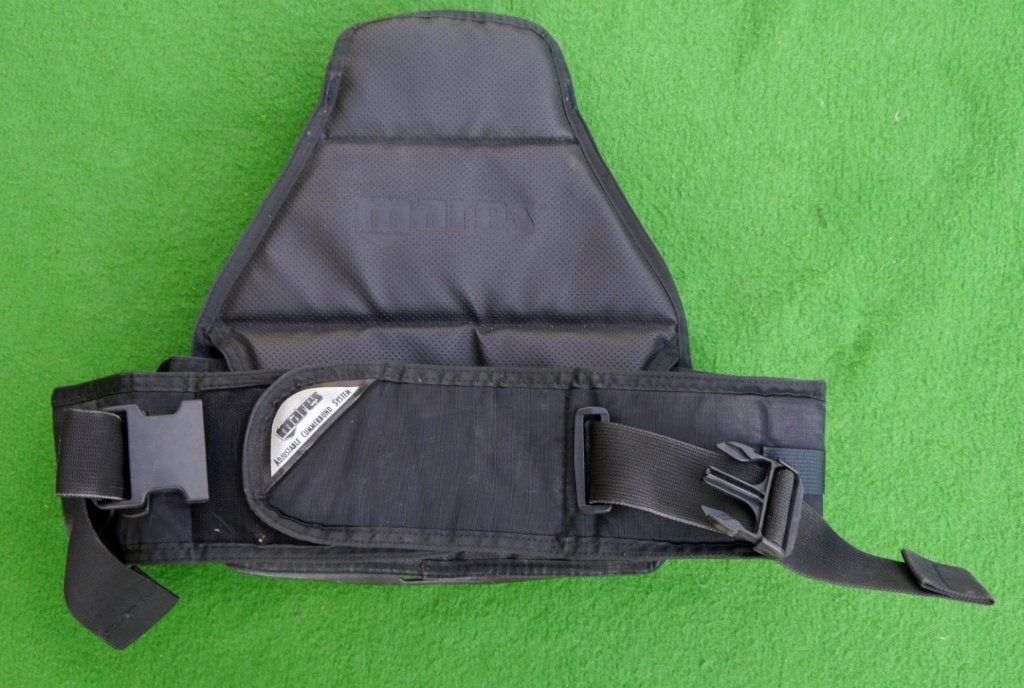 Beklede Mares backplate met buikband Maat L, Watersport en Boten, Duiken, Ophalen of Verzenden, Gebruikt, Zwem- of Duikvliezen