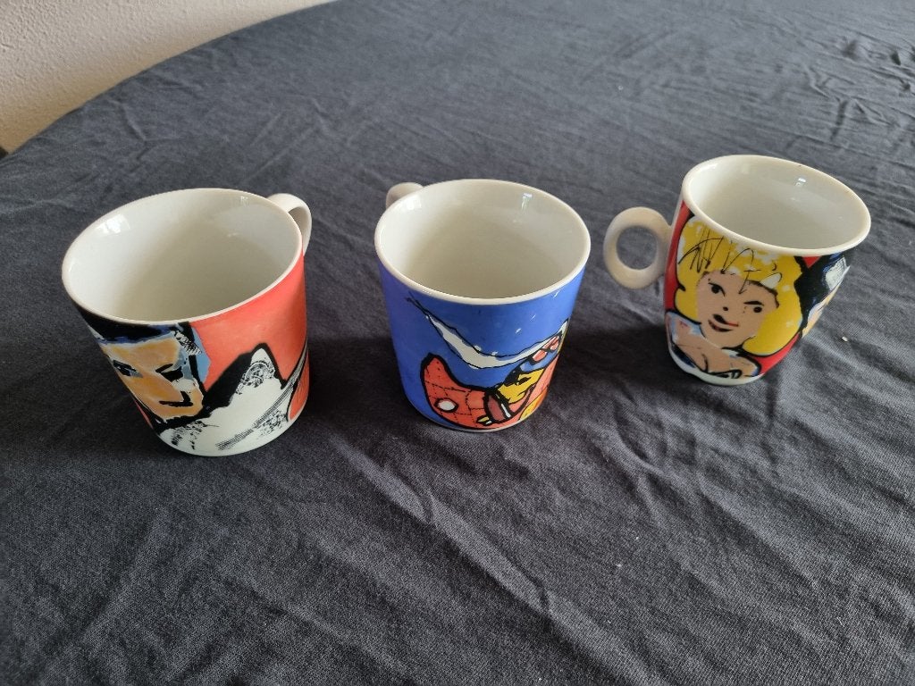 herman brood  3 kopjes, Huis en Inrichting, Keuken | Servies, Ophalen of Verzenden, Overige stijlen, Kop(pen) en/of Schotel(s)