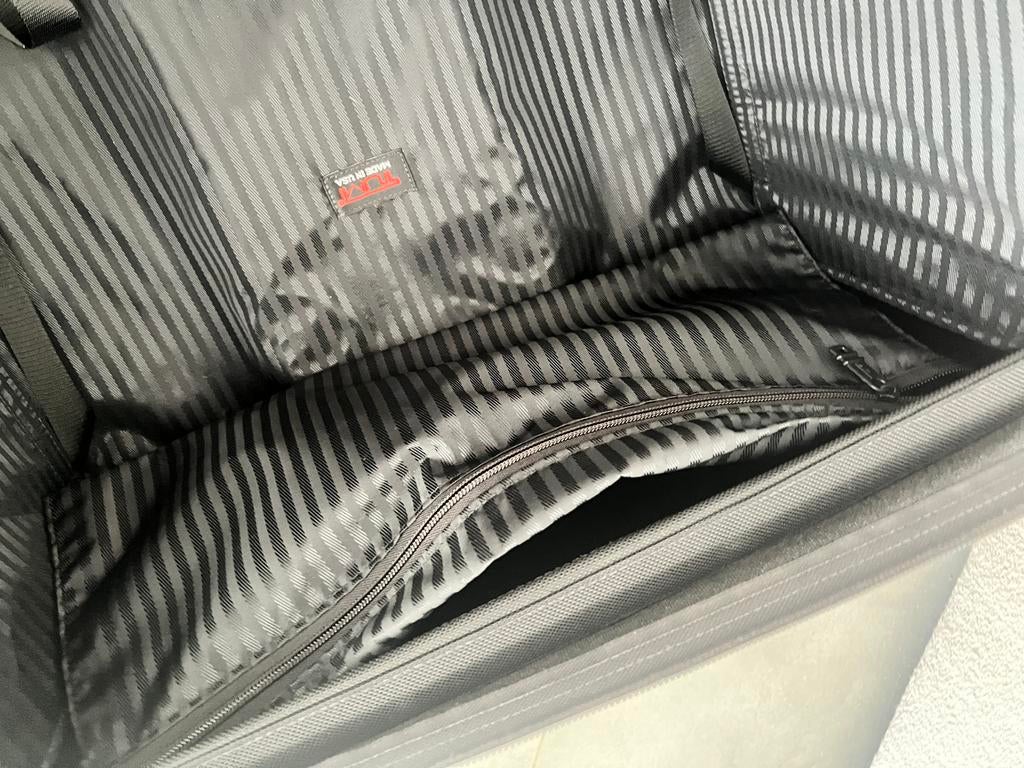 TUMI grote reiskoffer - Zo goed als nieuw, Sieraden, Tassen en Uiterlijk, Koffers, Ophalen, Hard kunststof, 45 tot 55 cm, Zo goed als nieuw