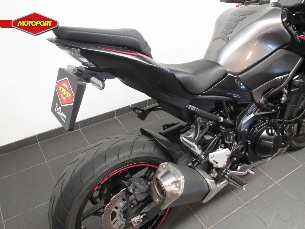 Kawasaki Z 900 (bj 2023), Bedrijf, Info@kawasaki.nl, Meer dan 35 kW, Jacobus Spijkerdreef 1-3
2132 PZ  Hoofddorp, NL