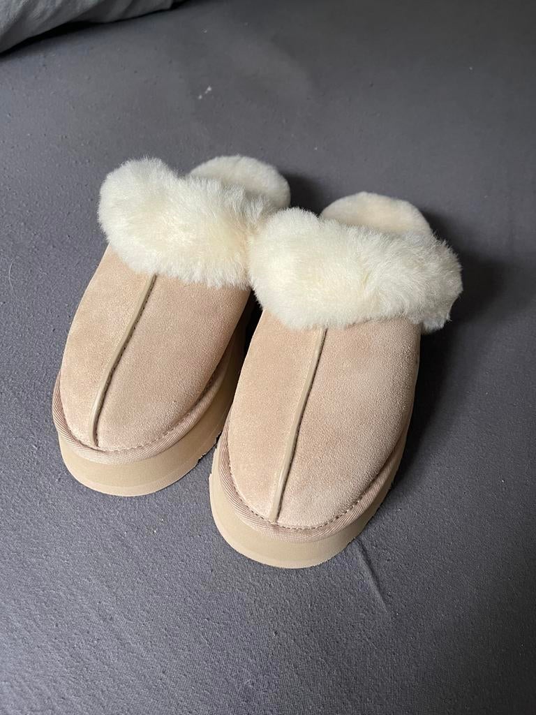 UGG Scuffette II slippers (kleur: chestnut / bruin) maat 38, Kleding | Heren, Schoenen, Nieuw, Bruin, Ophalen of Verzenden