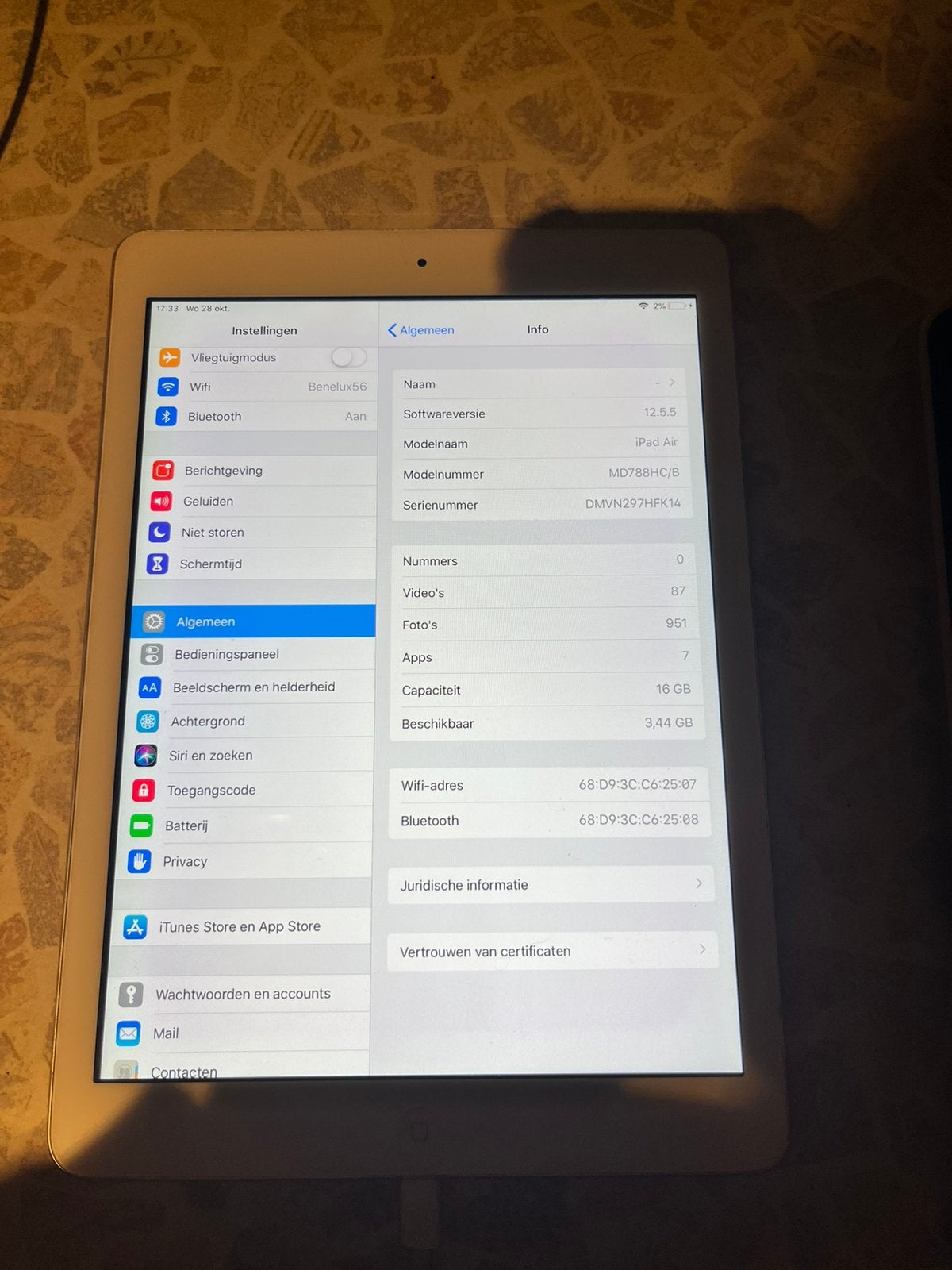 Apple iPad Air 1e generatie 16GB zilver, Computers en Software, 10 inch, Apple iPad Air, Ophalen of Verzenden, Zo goed als nieuw