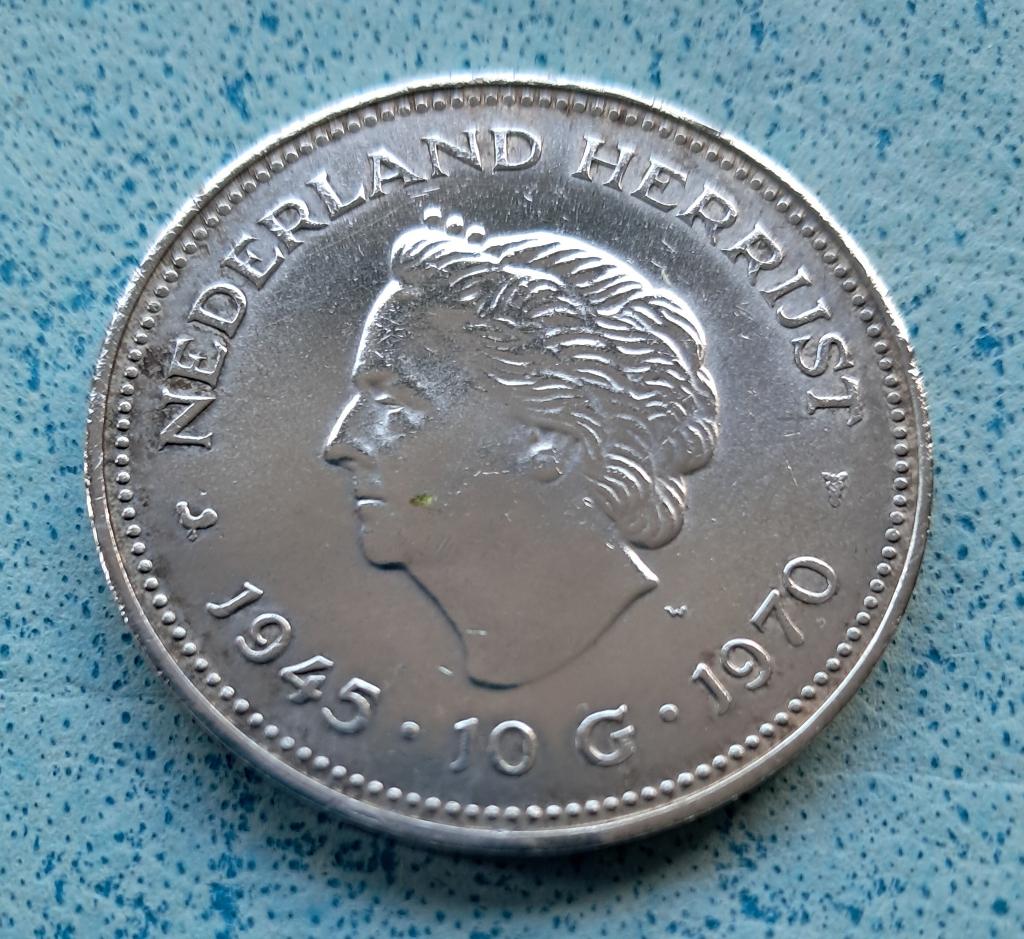 zilveren tientje uit 1970 herdenkingsmunt, Koningin Beatrix, Zilver, Ophalen of Verzenden, Losse munt