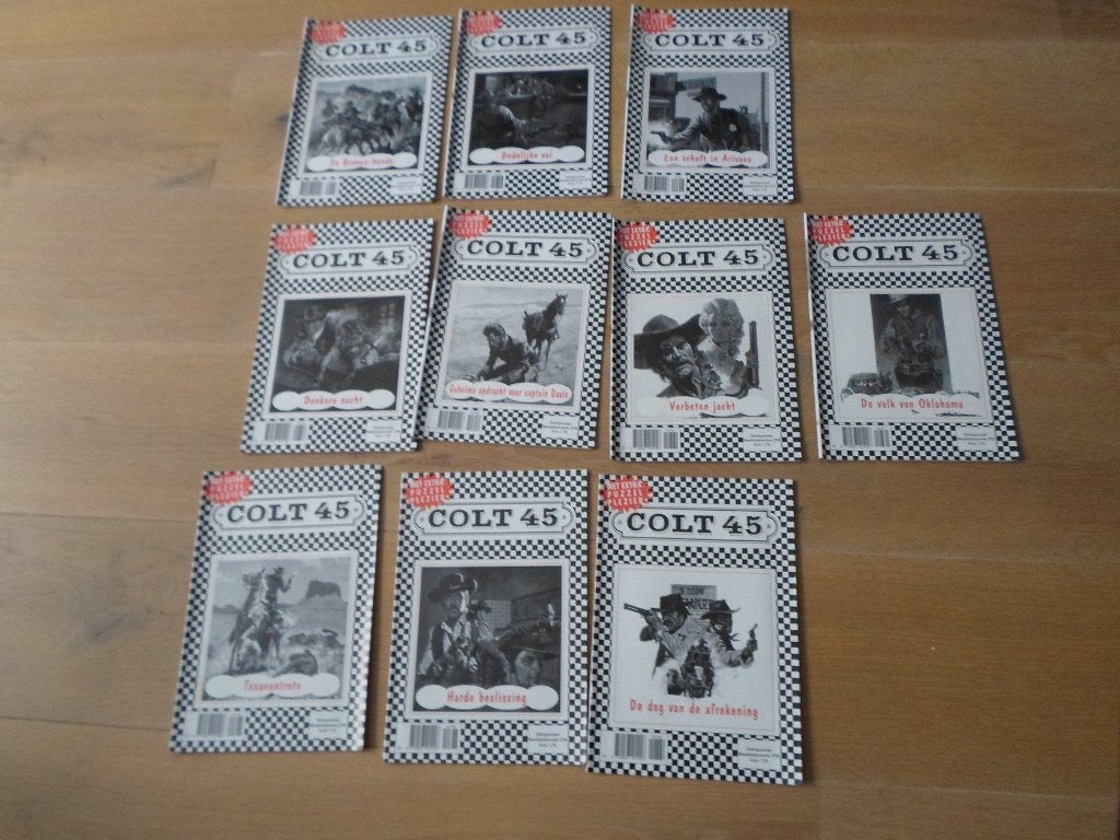 10 western Colt 45 boekjes, Ophalen of Verzenden, Gelezen
