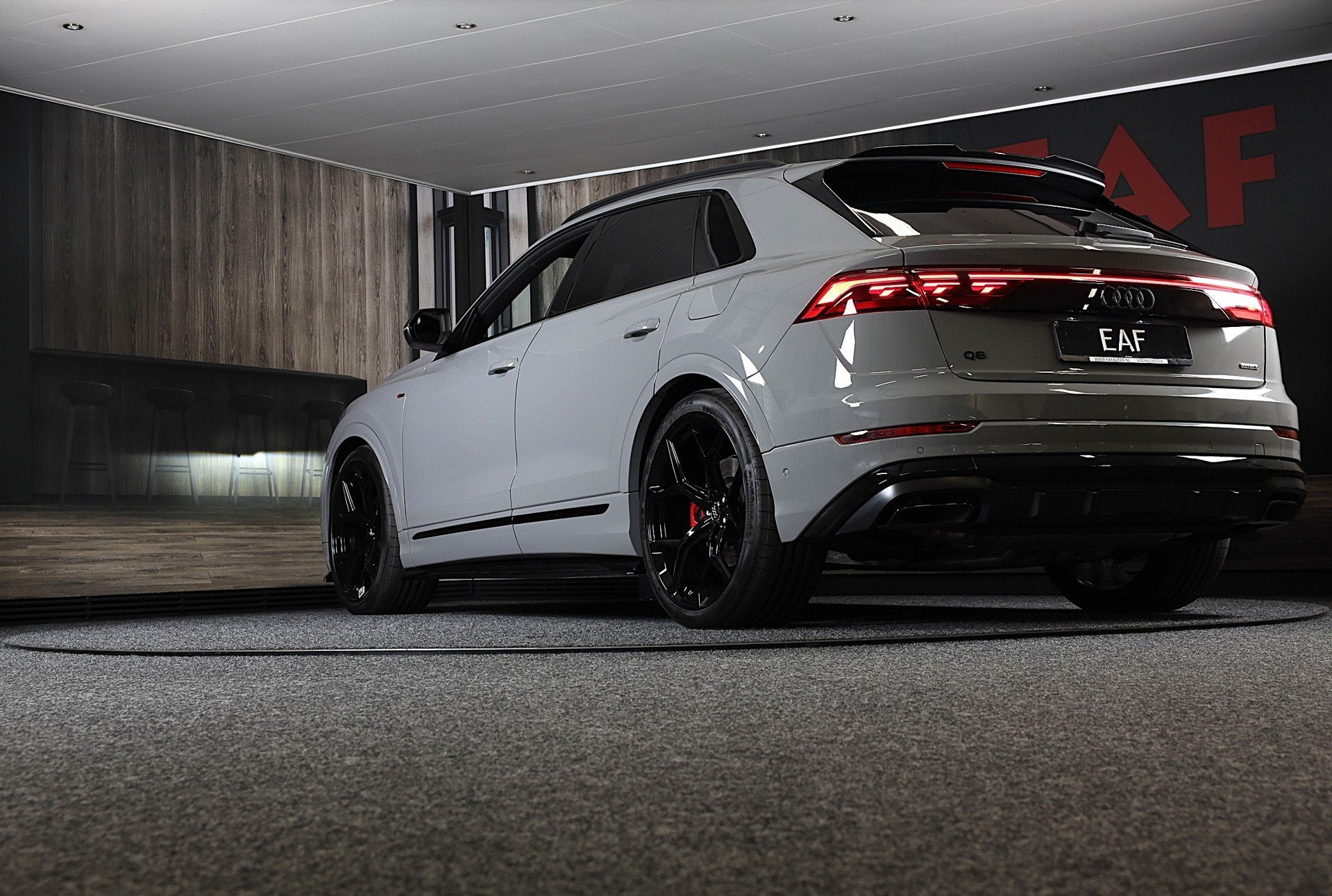 Audi Q8 60 TFSI e Quattro RSQ8 Look / NEW / RS Zetels / Mass, Automaat, Zwart, 2995 cc, Q8