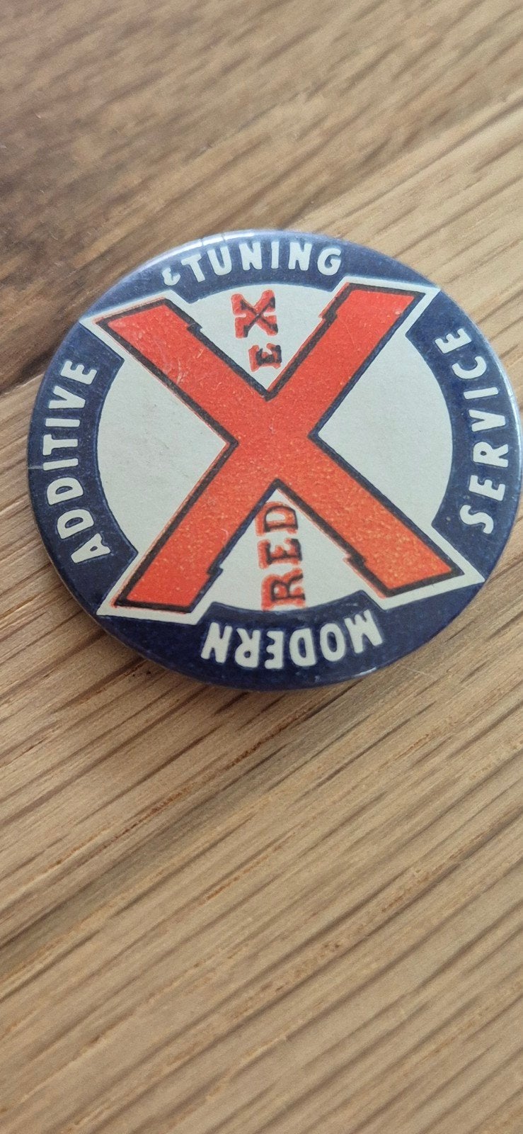 Vintage 'Modern Additive Tuning Service' Button/Pin, Ophalen of Verzenden