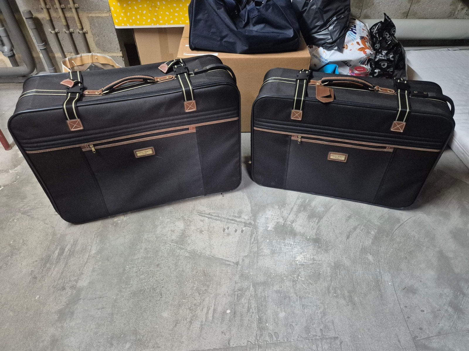2 reiskoffers/ koffer enrico benitti, Ophalen, Gebruikt, Overige materialen, Wieltjes