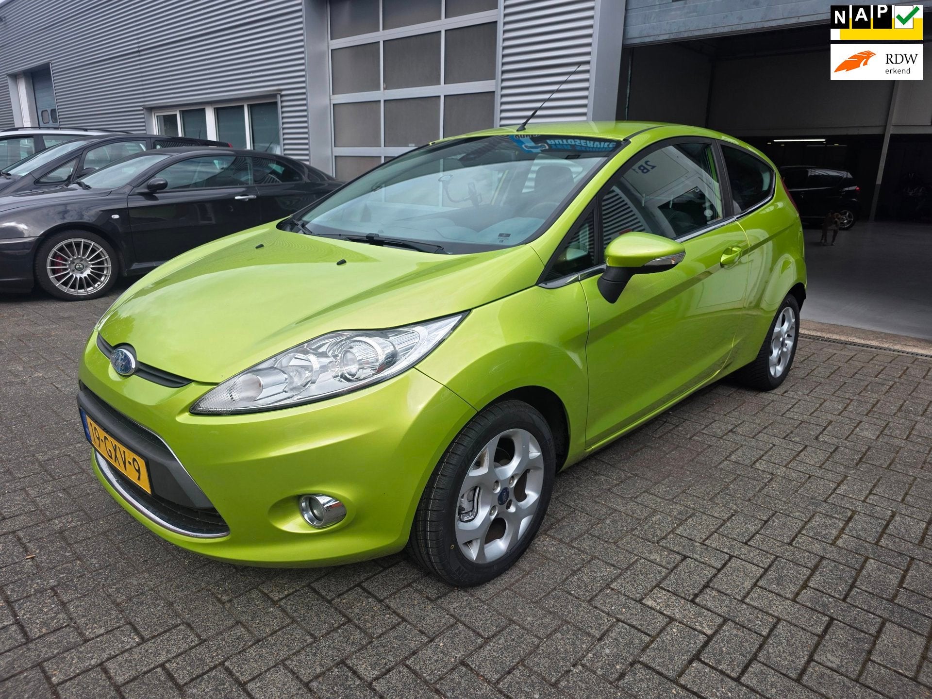 Ford Fiesta 1.25 Titanium/Nette Auto/Distr vv., Auto's, Stof, 82 pk, Origineel Nederlands, Bedrijf