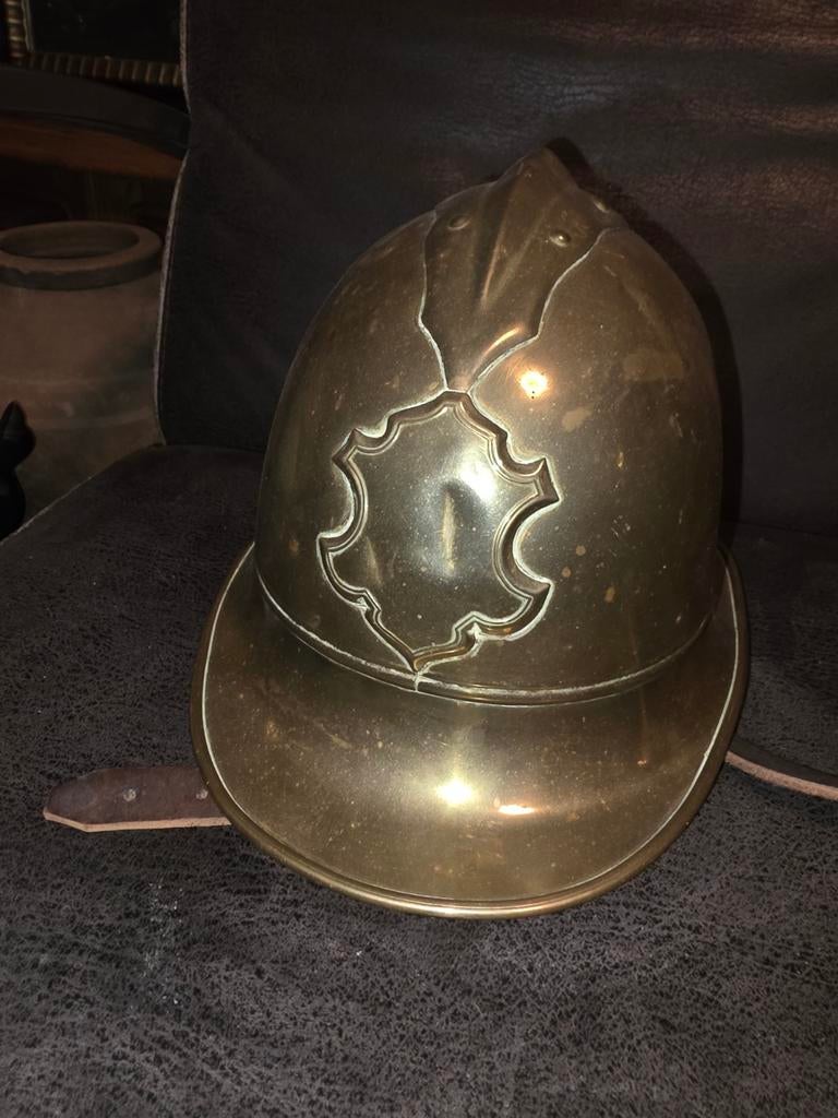 Antieke brandweerhelm, Antiek en Kunst, Antiek | Koper en Brons, Ophalen of Verzenden