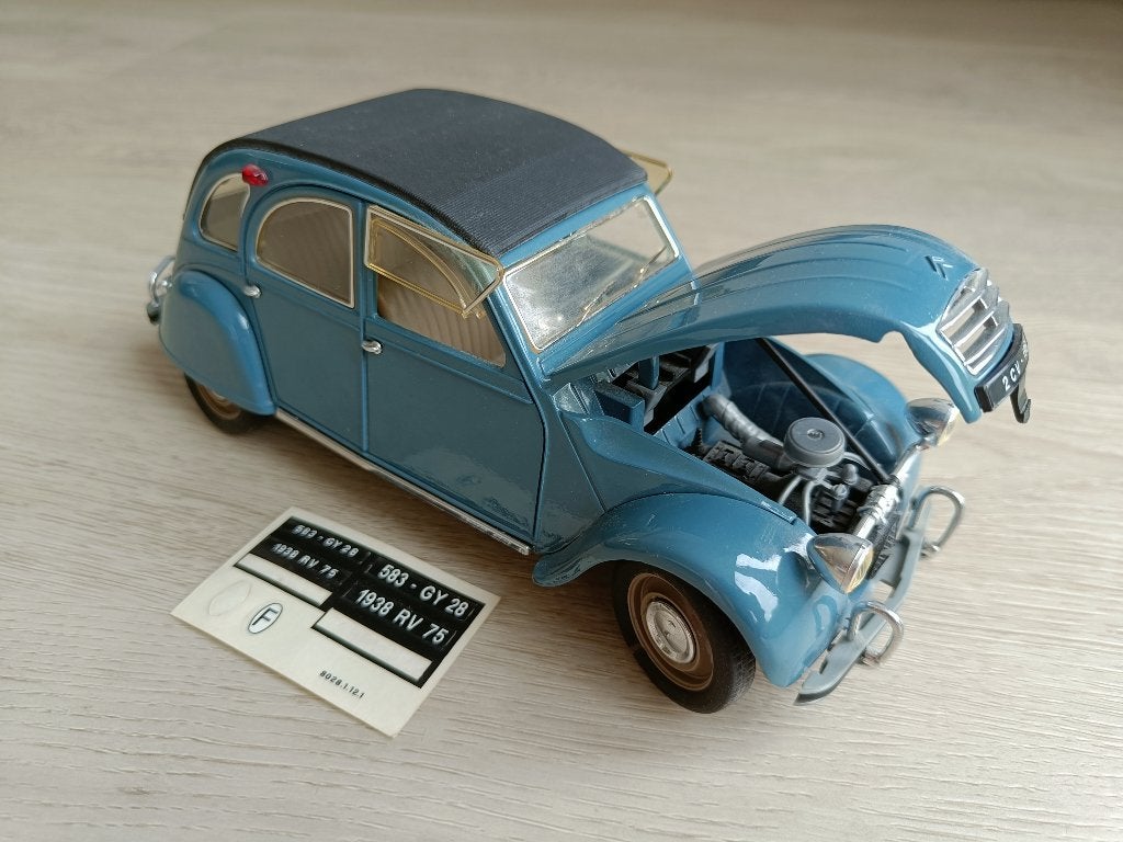 Solido Prestige Citroën 2CV 1966 1:18 – blauw, Ophalen of Verzenden, Gebruikt, Auto, Solido