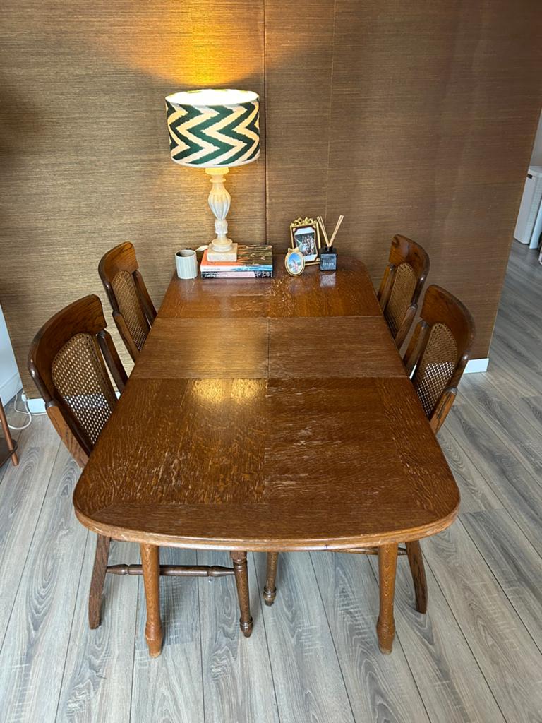 Deens ovaal eettafel + evt stoelen, Ophalen