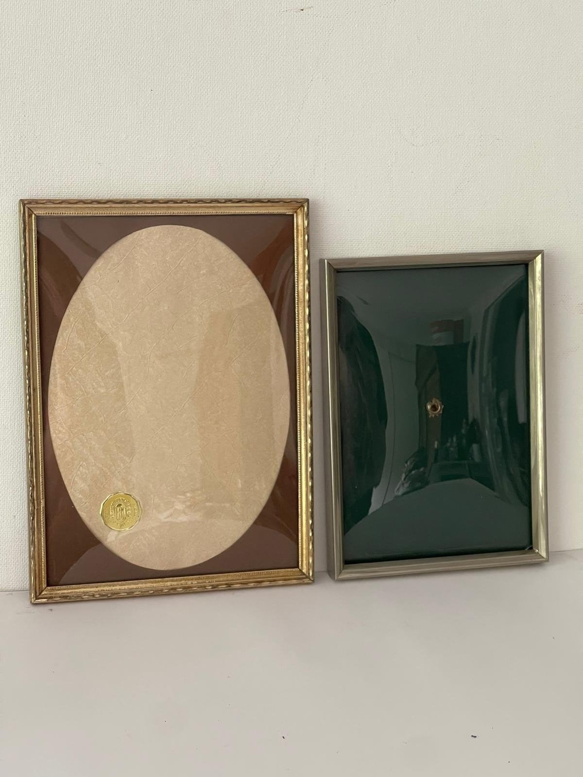 2 oude fotolijsten met bol glas., Ophalen of Verzenden, Glas