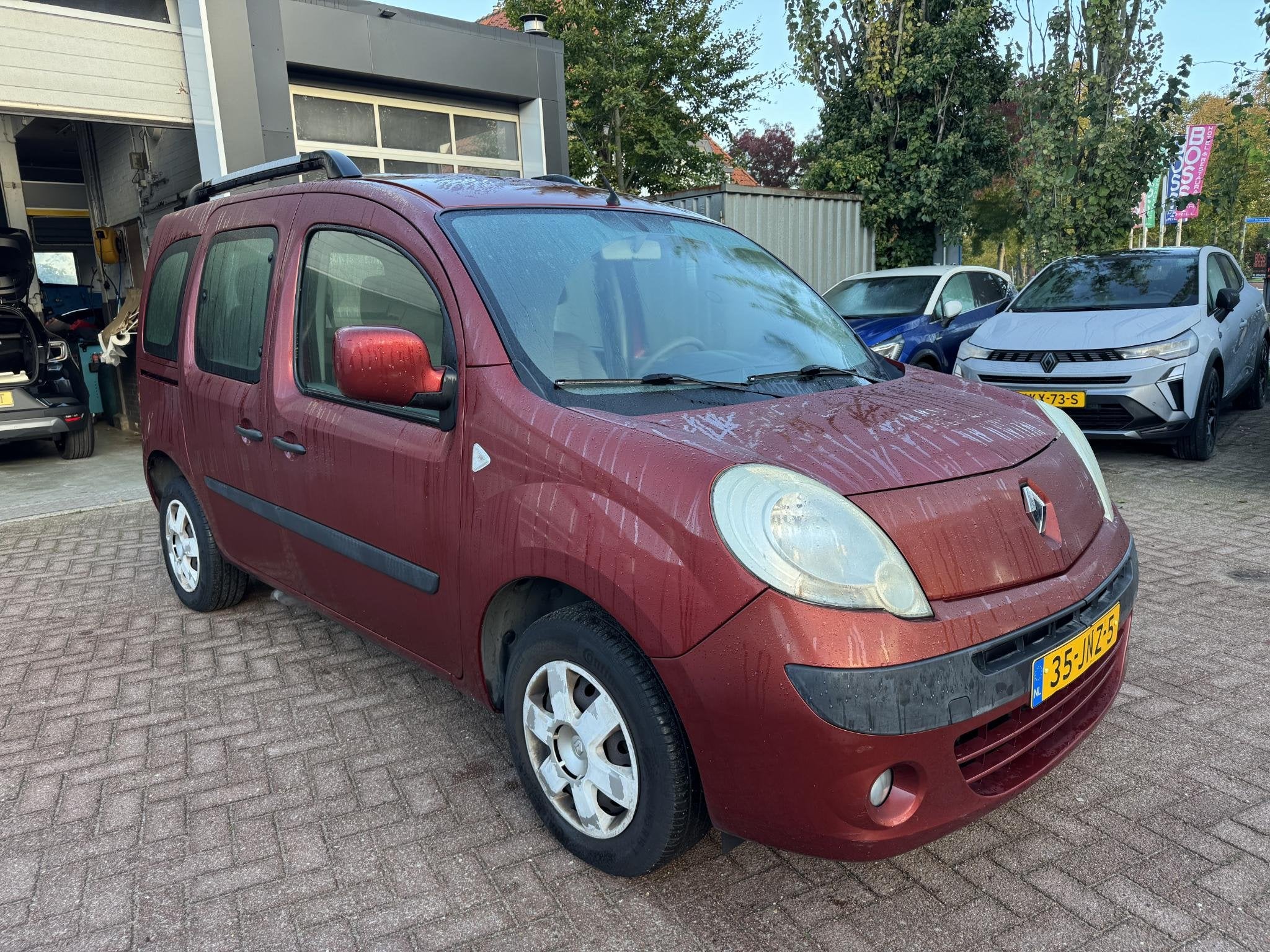 Renault Kangoo Family 1.6-16V Privilège Automaat Rolstoelau, Auto's, Stof, Gebruikt, 4 cilinders, Origineel Nederlands