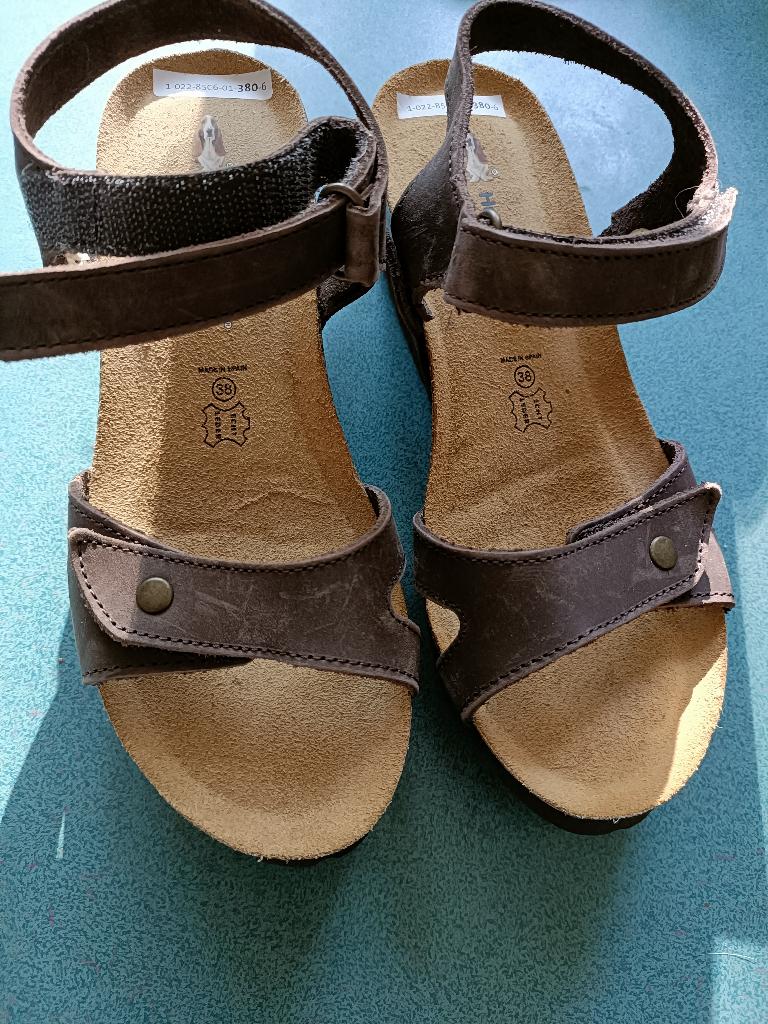 Sandalen met sleehak, Kleding | Dames, Schoenen, Bruin, Nieuw, Hush Puppies, Sandalen of Muiltjes