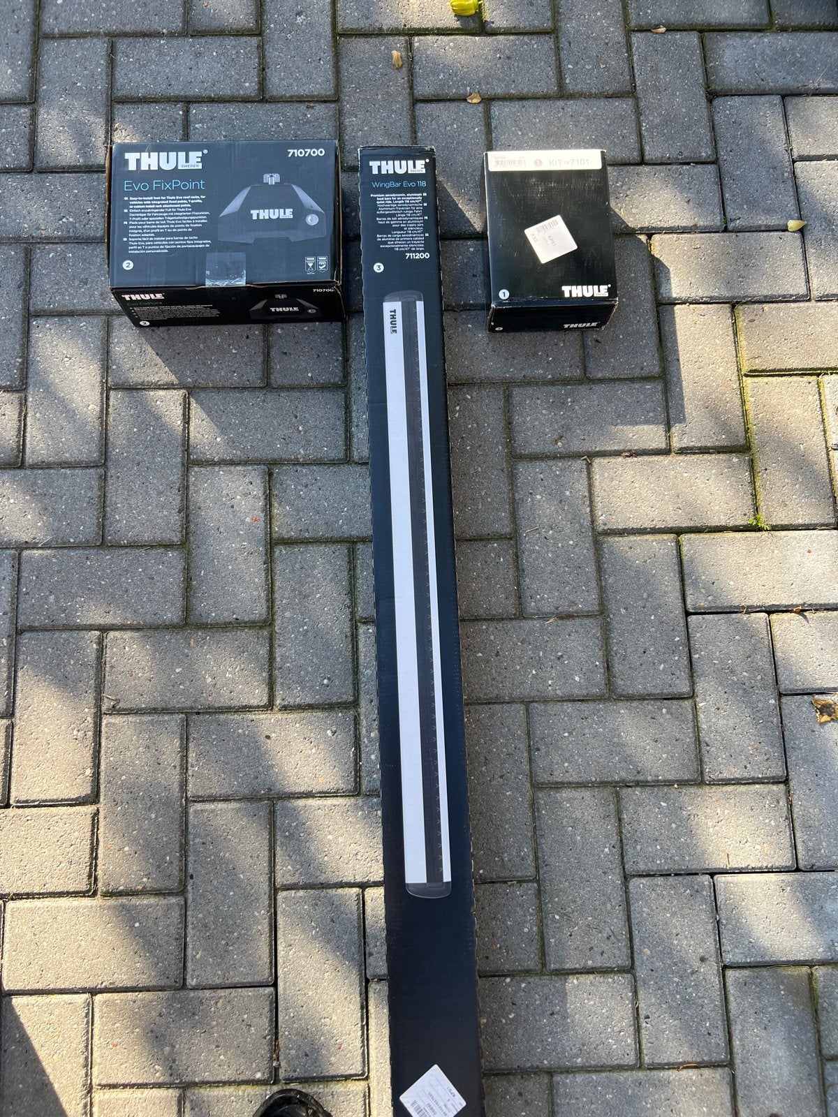 Foto 5 van Thule Evo FixPoint dakdragerset voor Toyota Corolla Cross