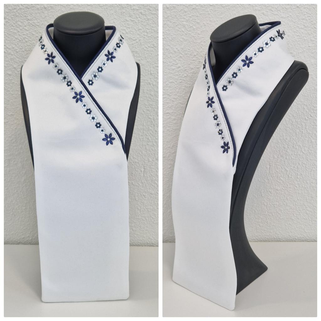 Plastron, Ophalen of Verzenden, Zo goed als nieuw, Dressuur, Bovenkleding