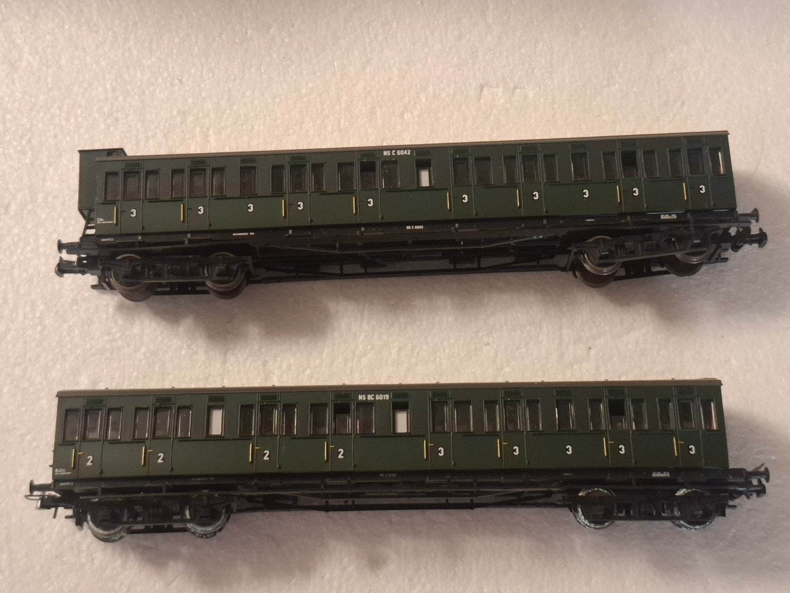 2 mooie personen wagons in ho denk liliput, Gebruikt, Gelijkstroom, Wagon, Ophalen of Verzenden