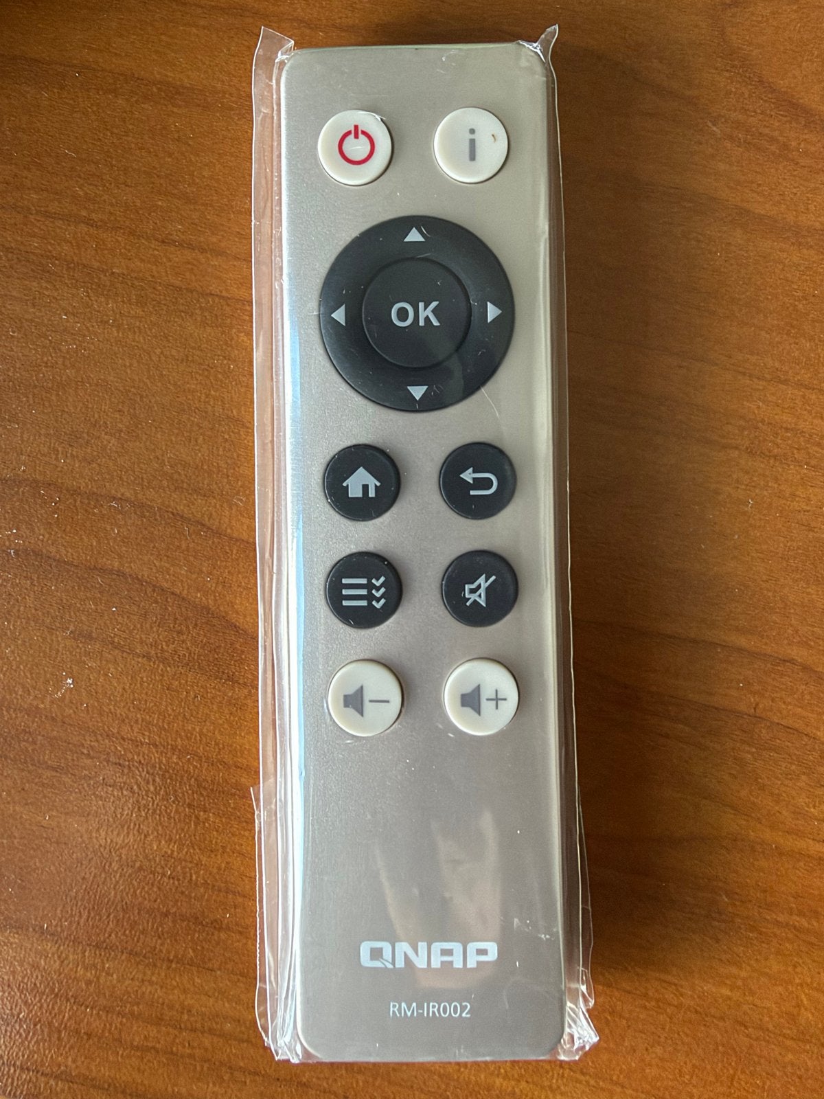 Nieuwe QNAP RM-IR002 Afstandsbediening met Batterij, Ophalen of Verzenden, Nieuw, Origineel, Mediaspeler