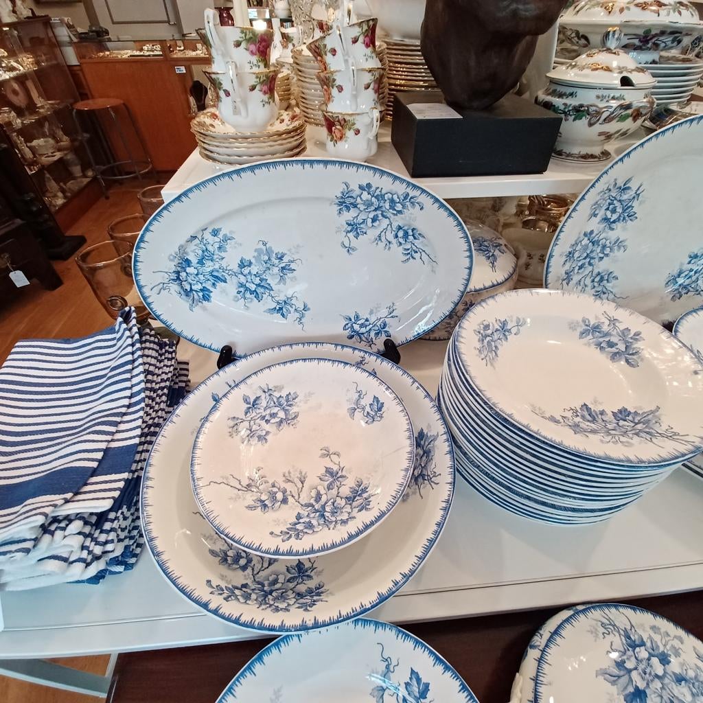 Eetservies Olga Societe Ceramique 1900 - 1910 blauw wit, Antiek en Kunst, Ophalen