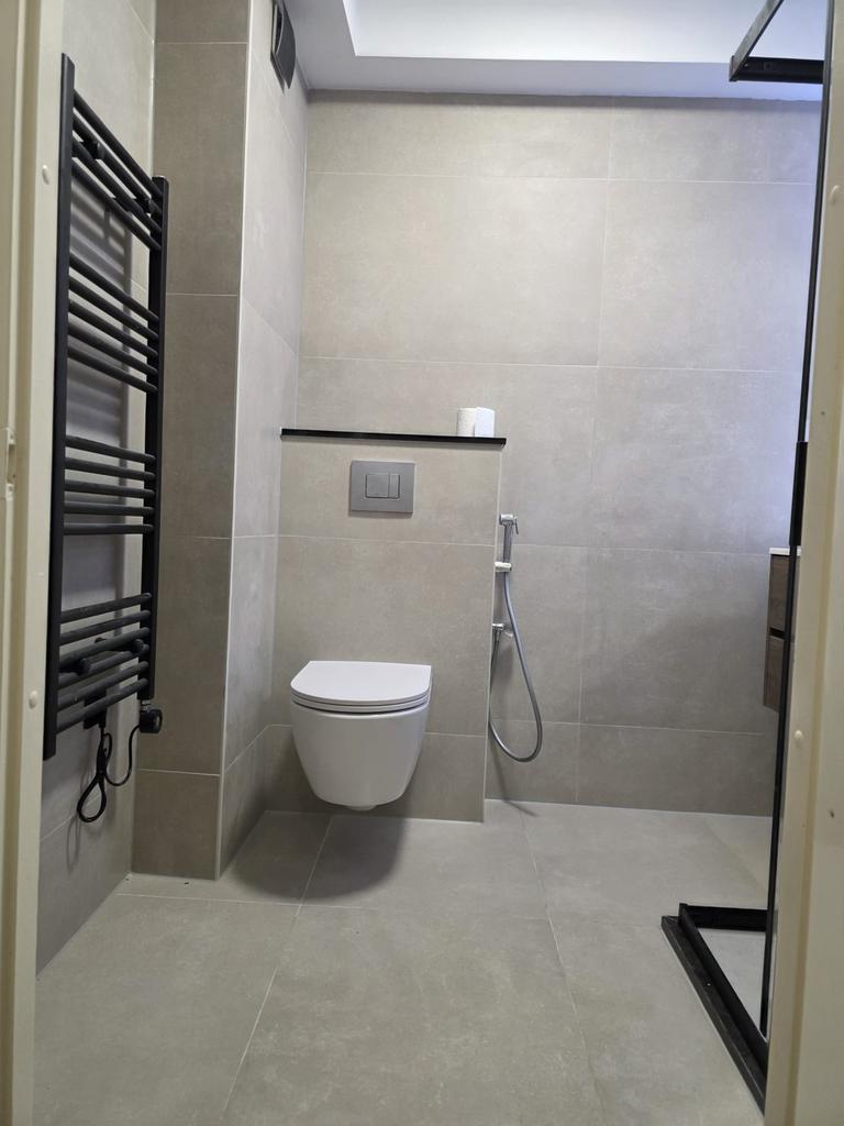 Allround Aannemer | Renovatie & Verbouwing Heel NL, Garantie, Verbouw of Aanbouw